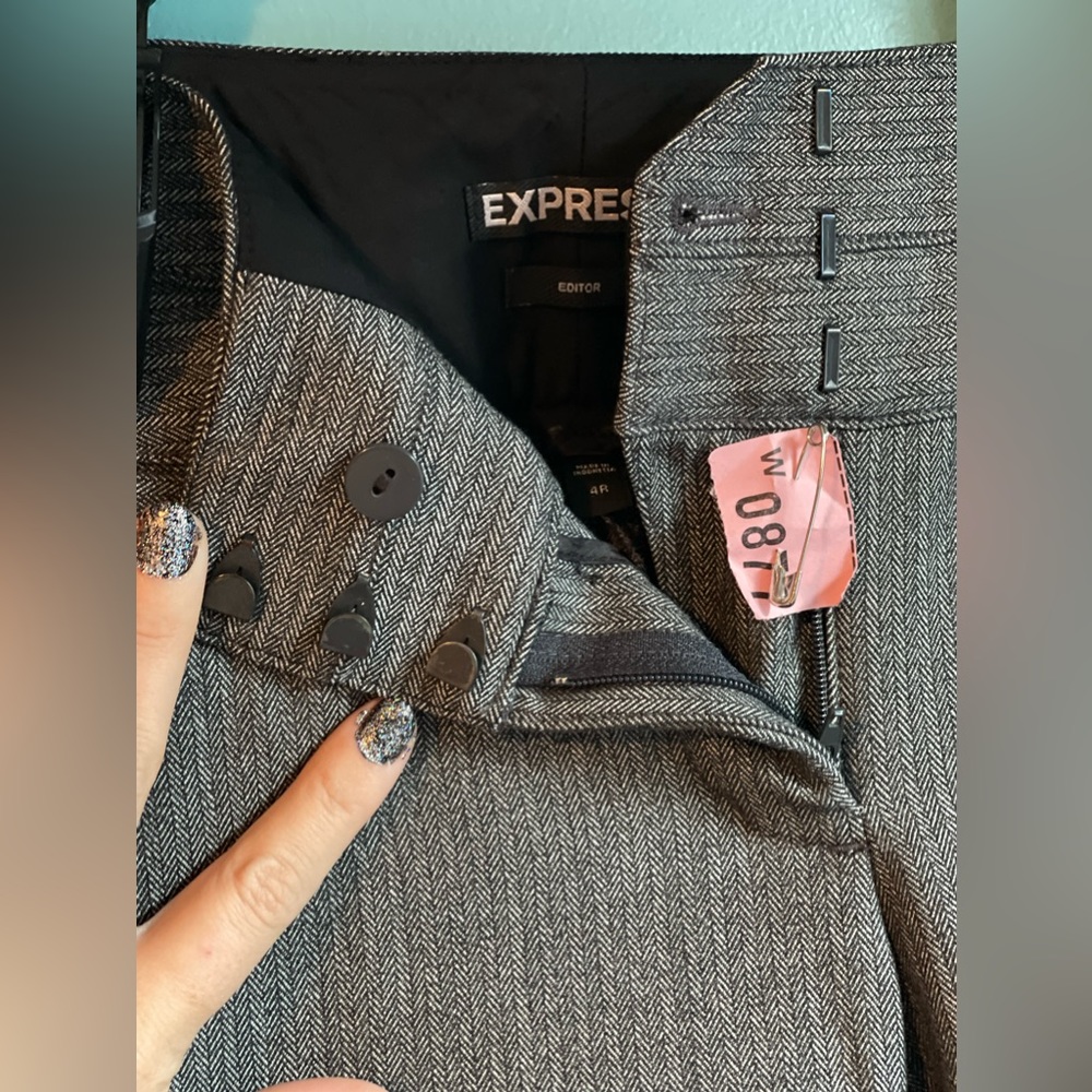 Express Editor Mid Rise Relaxed Trouser Pant - Picture 2 of 6